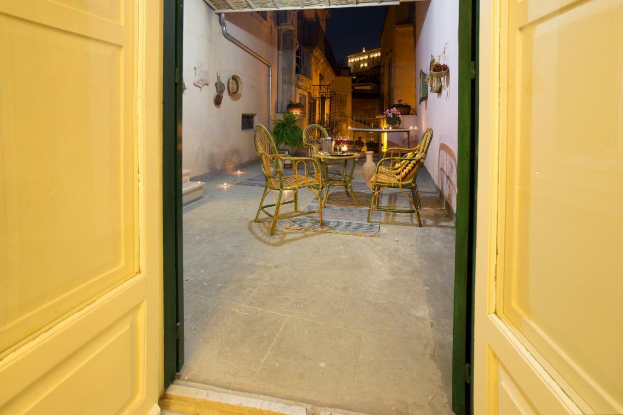 I Balconi Sul Barocco Villa โมดิกา ภายนอก รูปภาพ